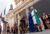 El pregonillo anuncia por las calles de Cartagena el inicio de las fiestas de Carthagineses y Romanos