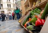 Mercado de productos ecolgicos instalado en la Plaza Castellini