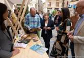 Mercado de productos ecolgicos instalado en la Plaza Castellini