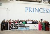 Crucerista 2,5 millones. 