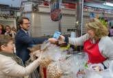 Campaa 'Lo nuestro Cartagena. Consumo productos de proximidad' en el Mercado de Santa Florentina