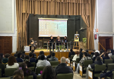 Encuentro de la escritora Julieta Soria con alumnos del IES Isaac Peral