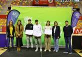 Entrega de becas deportistas de alto inters municipal.
