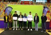 Entrega de becas deportistas de alto inters municipal.