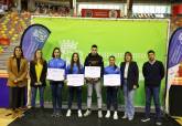 Entrega de becas deportistas de alto inters municipal.