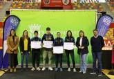 Entrega de becas deportistas de alto inters municipal.