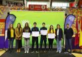 Entrega de becas deportistas de alto inters municipal.