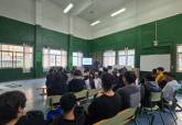 Alumnos del IES Isaac Peral e ISEN aprenden seguridad como 'Futuros Conductores' con la ESPAC