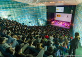 Encuentro de los finalistas del Premio Mandarache 2025 con alumnos de Cartagena