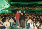 Encuentro de los finalistas del Premio Mandarache 2025 con alumnos de Cartagena