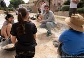 Alumnos del IES El Boho excavan en la calzada romana frente a la Milagrosa con ArqueoBoho