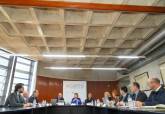 La alcaldesa Noelia Arroyo preside, junto al director del INFO, Joaqun Gmez, una reunin en la que se presentar una nueva lnea para el refuerzo de Caetra.