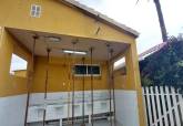 El Ayuntamiento ordena el precinto de aseos en ruina y 81 viviendas prefabricadas instaladas ilegalmente en Villas Caravaning