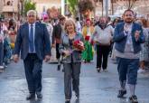 Mil falleros de Valencia protagonizan una ofrenda a la Virgen en Cartagena