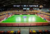 El Palacio de Deportes de Cartagena luce una pista verde para la Copa de la Reina de ftbol sala