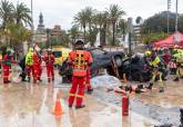 Expectacin en el puerto con los rescates de trfico de Bomberos de toda Espaa