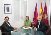 Reunin de la alcaldesa con el director de La Manga Club
