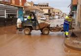 Trabajos de limpieza en las zonas afectadas por las fuertes lluvias