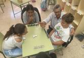 La Asociación Cartagenera de Dominó inicia la gira por los colegios en el CEIP Concepción Arenal