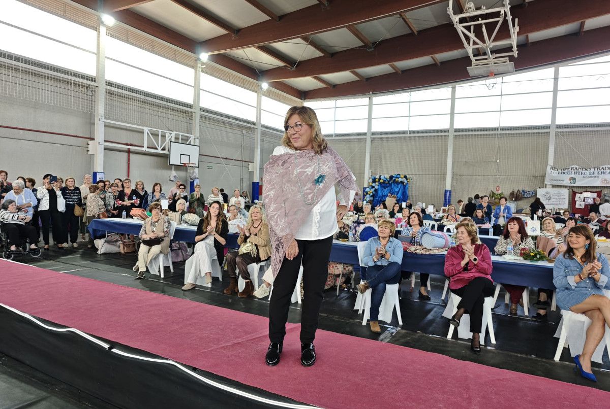 Alumbres rene a 200 bolilleras en el XXI Encuentro de Bolillo