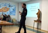 Conferencia de la ESPAC sobre uso de redes sociales en el colegio San Vicente de Pa�l