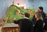 La alcaldesa visita los nacimientos de El Albujón, La Palma, La Aparecida y El Algar dentro de la ruta que fomenta esta costumbre navideña en todo el municipio. Navidad 2025-2026.