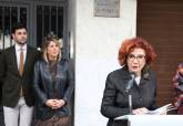 Acto de descubrimiento de placa conmemorativa en honor a Josefina Soria en la Muralla del Mar