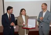 La alcaldesa Noelia Arroyo recibe la Insignia de Oro del COITIRM en su 70 aniversario 