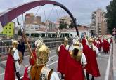 Los Soldados Romanos anuncian la Cuaresma con su tradicional pasacalles por el centro de Cartagena