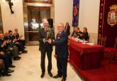 Jes�s Mu�oz recibe su galard�n como Procesionista del A�o 2026