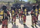 Curso sobre actuaci�n en incendios interiores para bomberos, en la ESPAC
