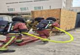 Curso sobre actuaci�n en incendios interiores para bomberos, en la ESPAC