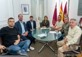 La alcaldesa se re�ne con la directiva de la Deportiva Minera