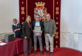 Entrega de placas a empleados p�blicos jubilados 2025/2026