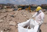 Labores de limpieza y descontaminación en parcela de Los Mateos. Junio, 2026.