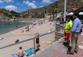 Socorristas en Cala Cortina. Plan de vigilancia en playas. Junio, 2026.