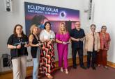 Cartagena reparte m�s de 10.000 gafas para ver el eclipse solar