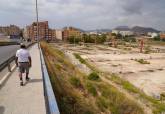 Solar en la Barriada de San Ginés, junto al IES Arturo Pérez Reverte en el que se promoverán las nuevas viviendas