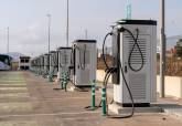 Visita a los nuevos puntos de recarga de autobuses eléctricos en La Asomada