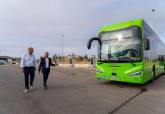 Visita a los nuevos puntos de recarga de autobuses el�ctricos en La Asomada