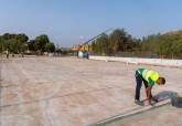 Visita a las obras de renovaci�n de pistas deportivas en el colegio Vicente Medina de Los Dolores