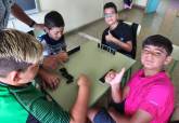 El programa ADE acerca el domin� a los alumnos del CEIP Stella Maris