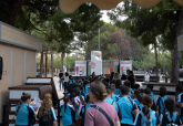 Visita de centros escolares a la Feria del Libro 2026