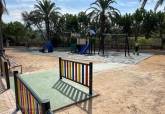 En funcionamiento la nueva �rea de juegos infantiles de la calle Calasparra de Canteras