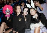 Lleno de p�blico para comenzar el Carnaval 2011