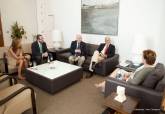 Encuentro de la alcaldesa con responsables de Capital Gastron�mica 2015