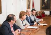 Firma del convenio del Ayuntamiento y UPCT sobre caminos rurales