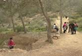 Actividades de reforestacin y sealizacin de senderos en el Monte Roldn a cargo de voluntarios
