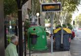 Nuevo panel informativo instalado por Infraestructuras en las paradas de autobus