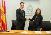 FIRMA de convenio entre Cartagena Puerto de Culturas y el Corte Ingl�s 